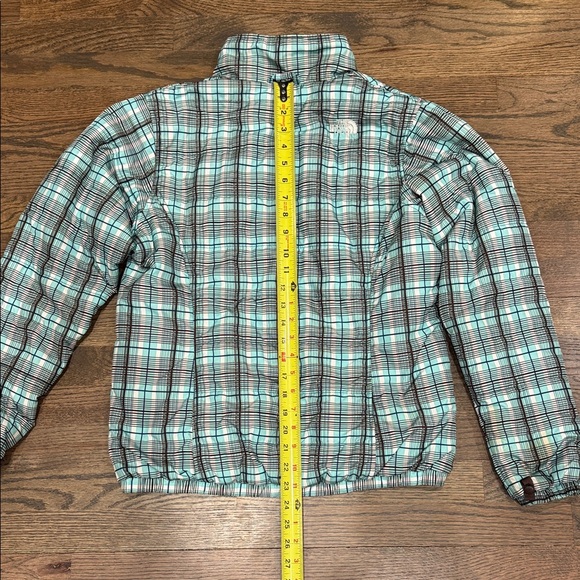 The North Face Women’s Medium Light Weight Plaid Puffer Jacket - Teal and Brown - Picture 7 of 13